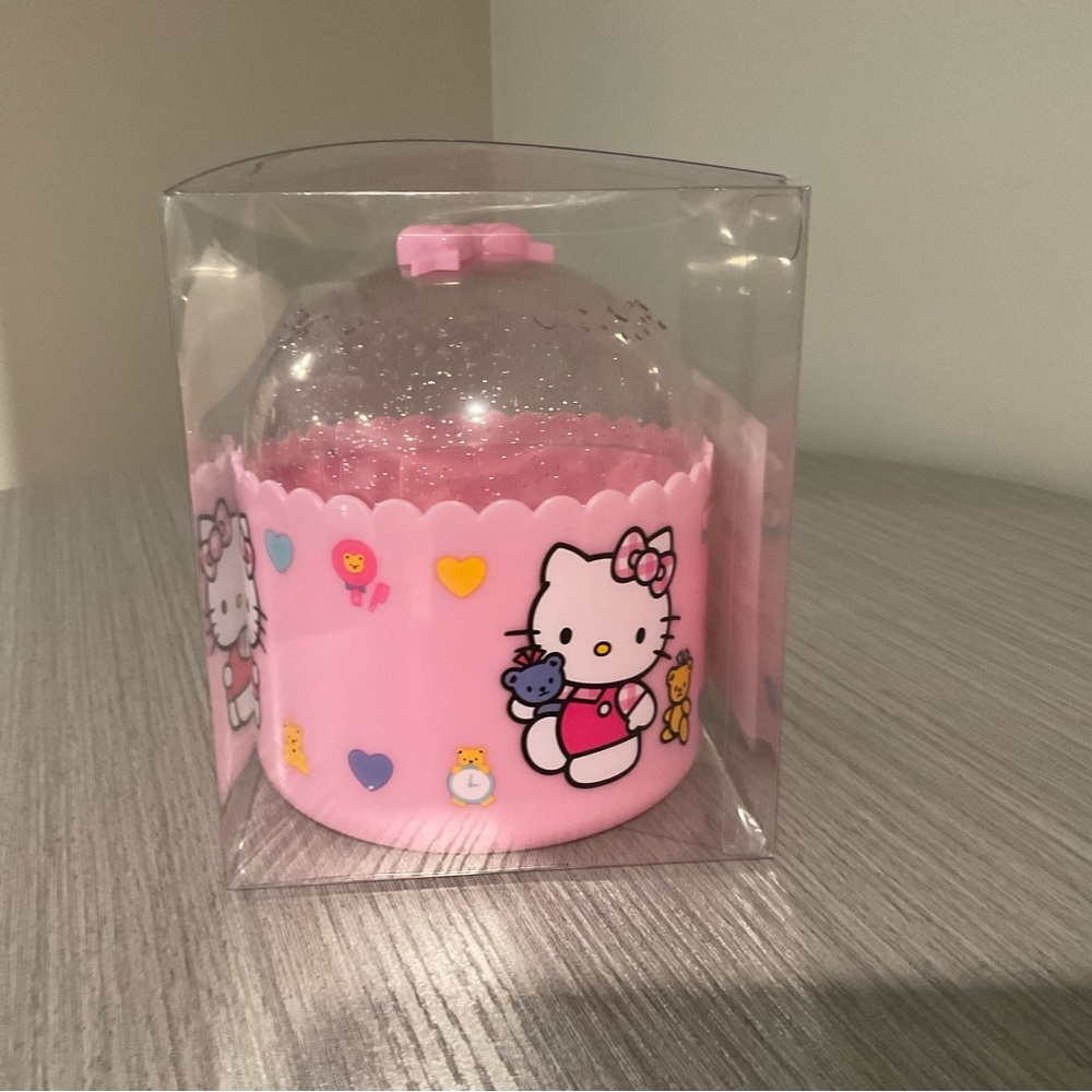 Hello Kitty Pink Dome Container With Lid